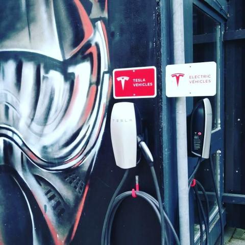 Depuis ce matin Cobalt Project Lutry est une station de chargement...